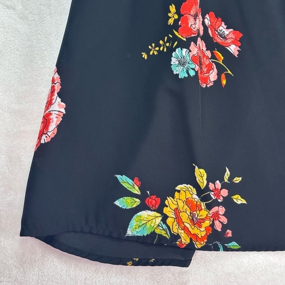 Xhilaration Black Floral Print Ruffle Neck Short Sleeve Off Shoulder Top Size Sm - Picture 7 of 11